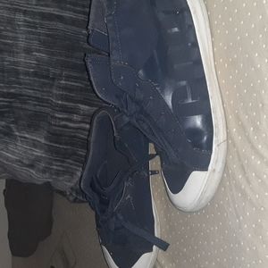 Zara destroyed look tennishoes